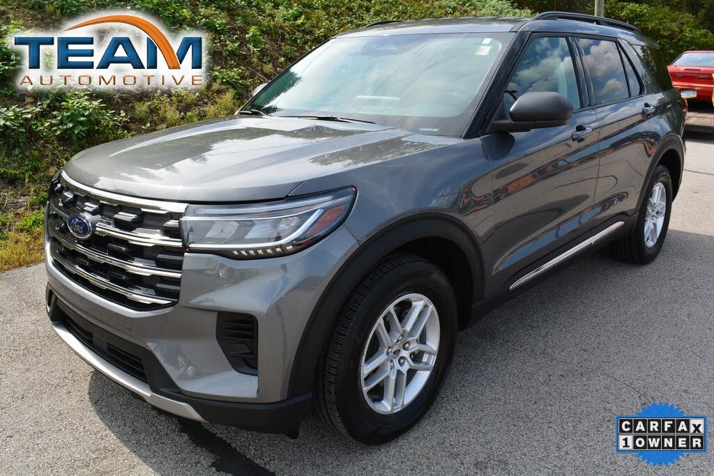 2025 Ford Explorer Active AWD