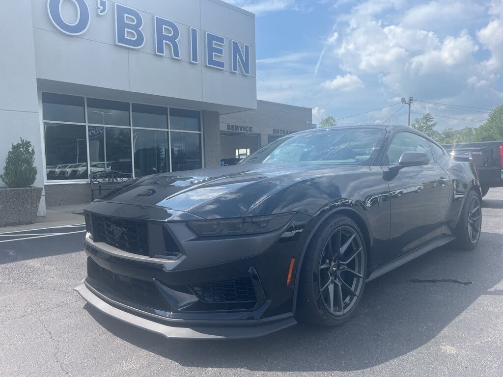 2025 Ford Mustang Dark Horse Fastback RWD