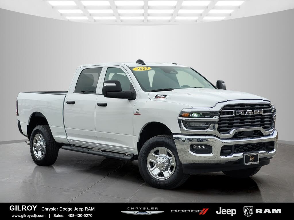 2025 RAM 2500 Tradesman Crew Cab 4WD