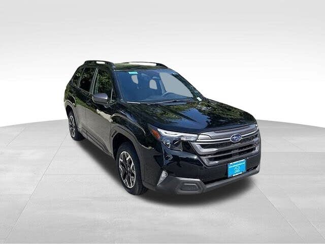 2025 Subaru Forester Premium Crossover AWD