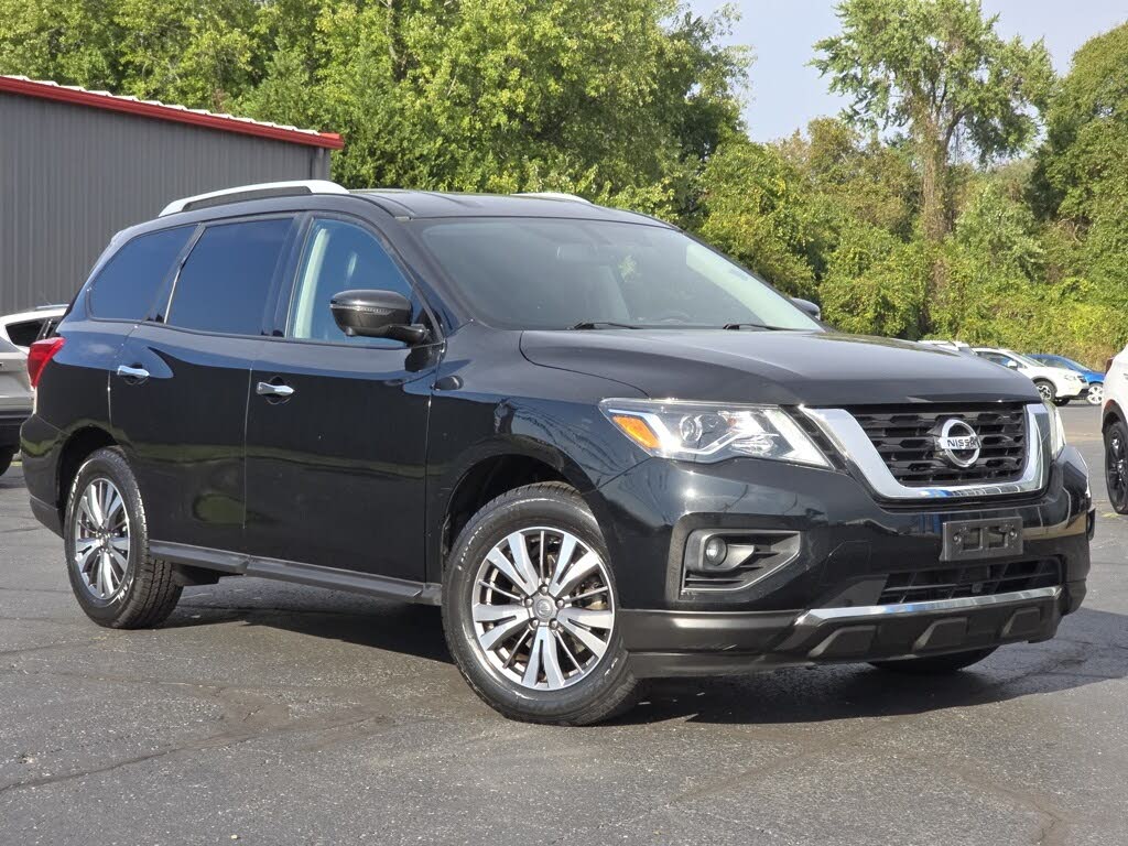 2020 Nissan Pathfinder SL FWD