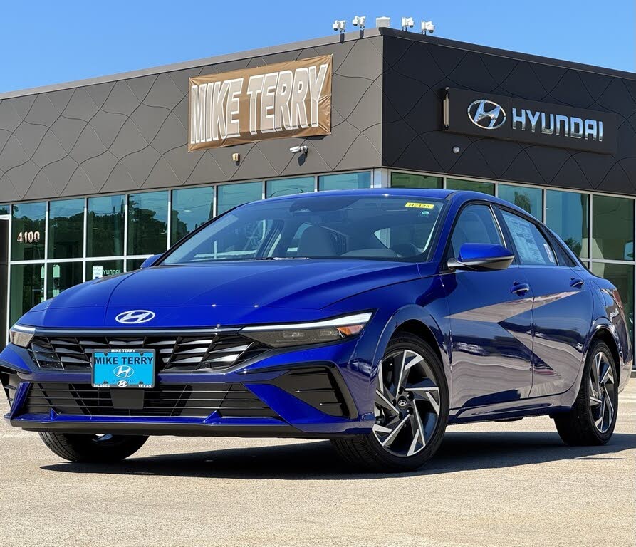 2025 Hyundai Elantra Limited FWD