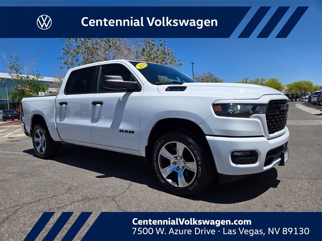 2025 RAM 1500 Tradesman Crew Cab 4WD