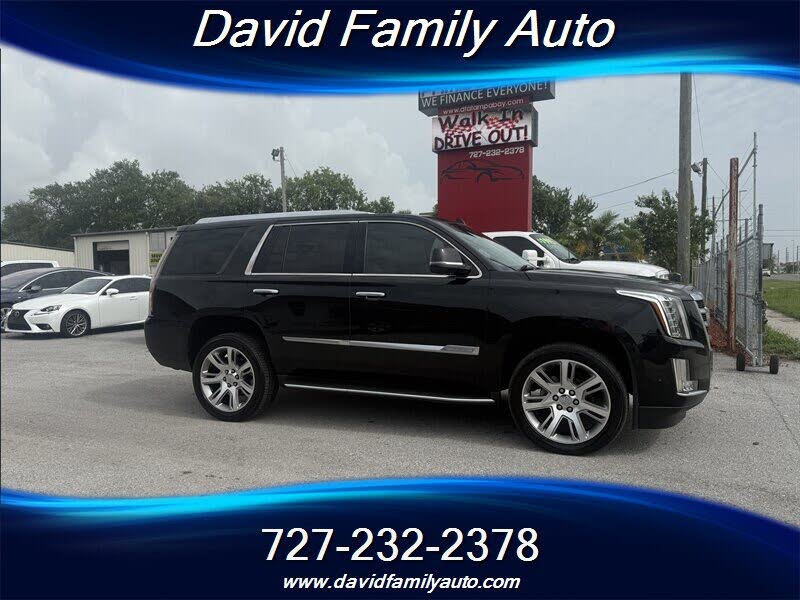 2017 Cadillac Escalade Luxury RWD