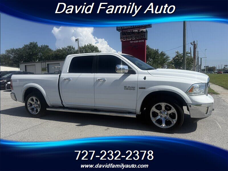 2018 RAM 1500 Laramie Crew Cab RWD