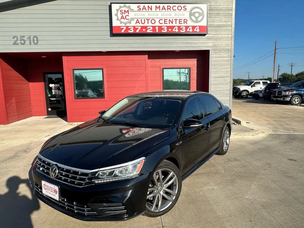 2018 Volkswagen Passat 2.0T R-Line FWD