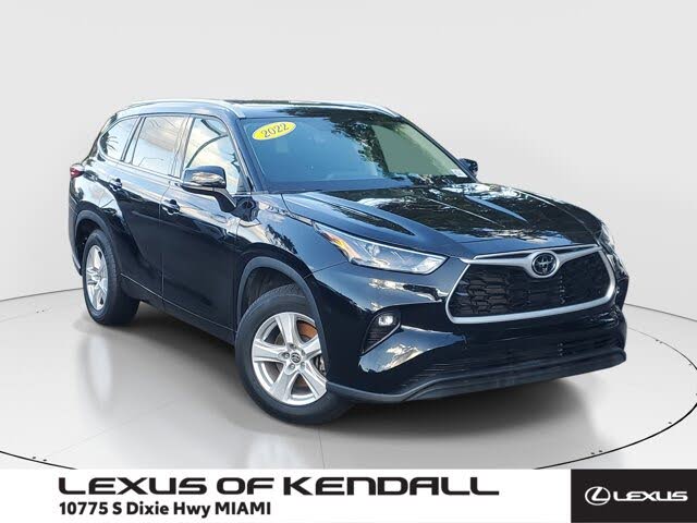 2022 Toyota Highlander XLE FWD