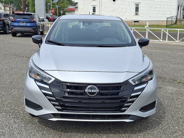 2025 Nissan Versa S FWD
