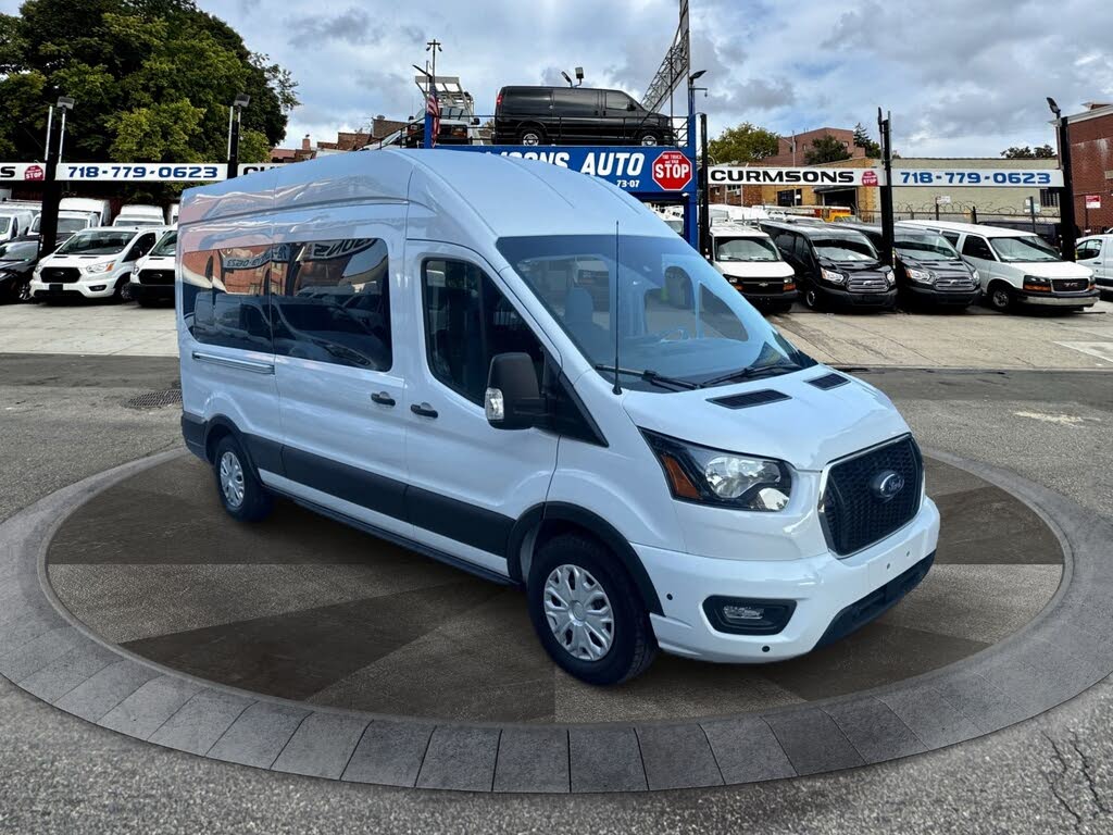 2025 Ford Transit Passenger 350 XLT High Roof LB RWD