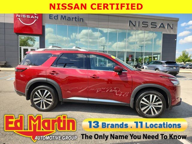 2025 Nissan Pathfinder Platinum FWD