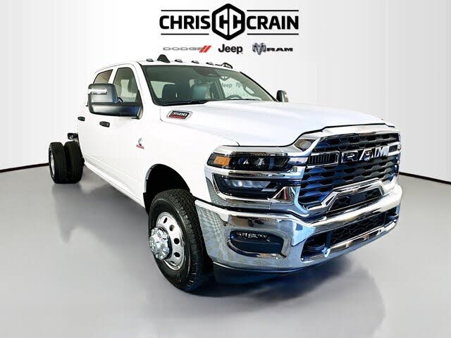 2026 RAM 3500 Chassis Tradesman Crew Cab LB DRW 4WD