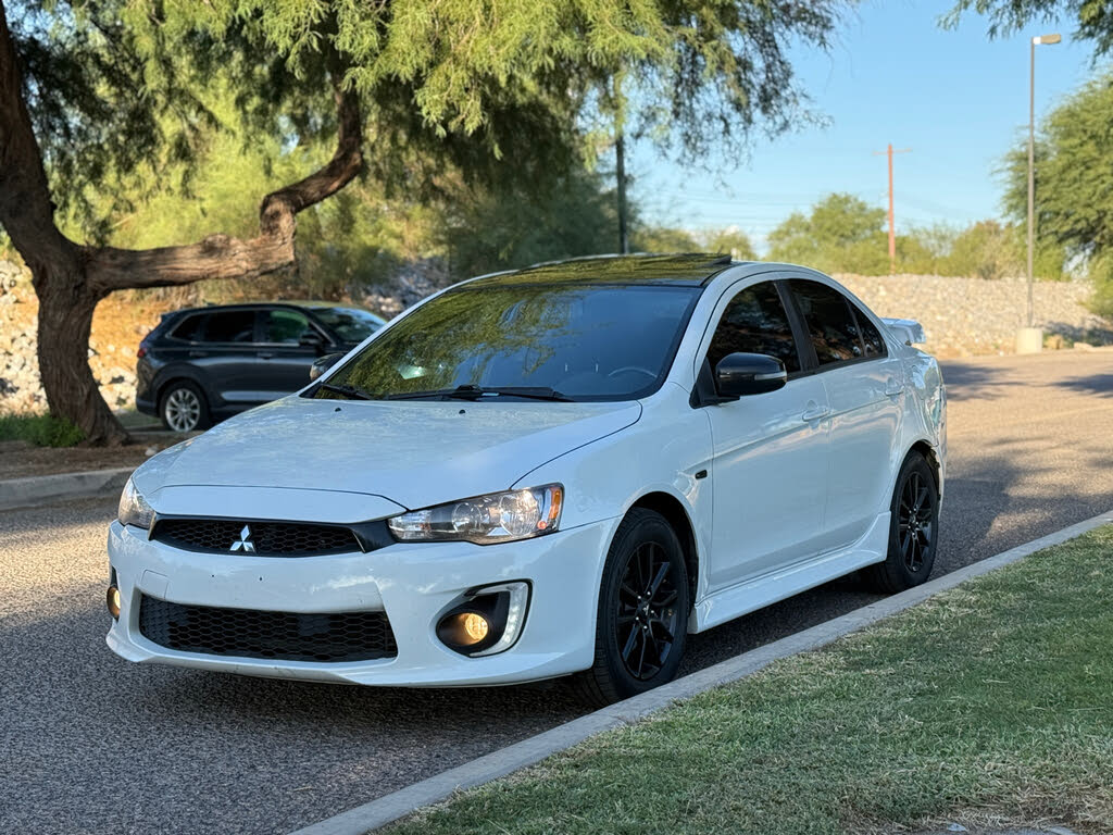 2017 Mitsubishi Lancer LE