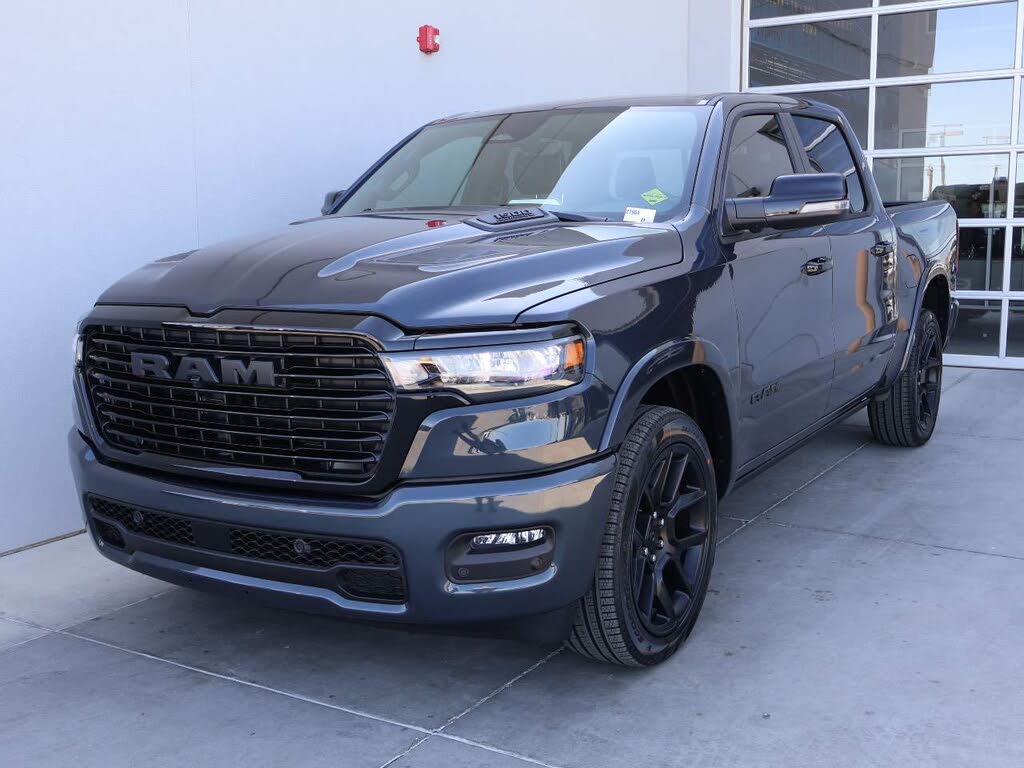2026 RAM 1500 Laramie Crew Cab 4WD