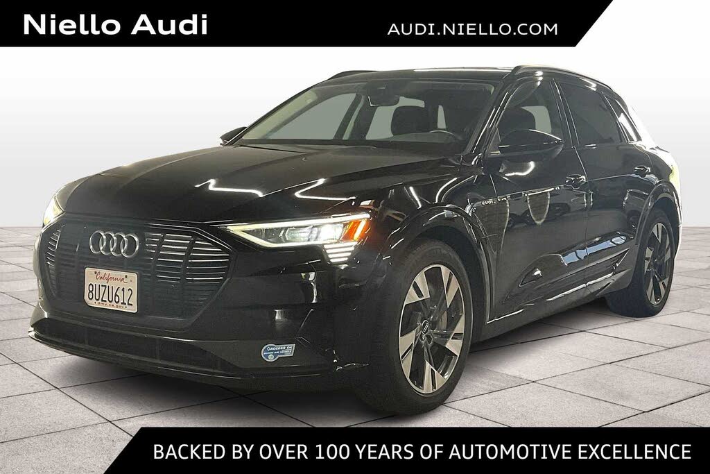 2021 Audi e-tron quattro Premium SUV