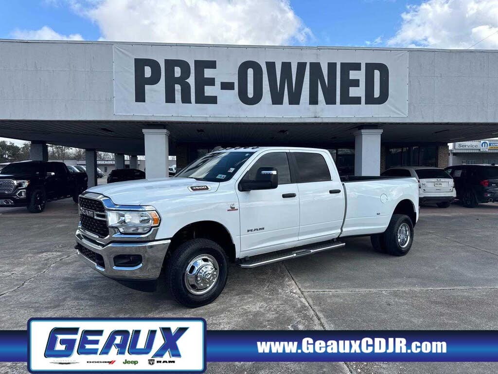2024 RAM 3500 Big Horn Crew Cab LB DRW 4WD