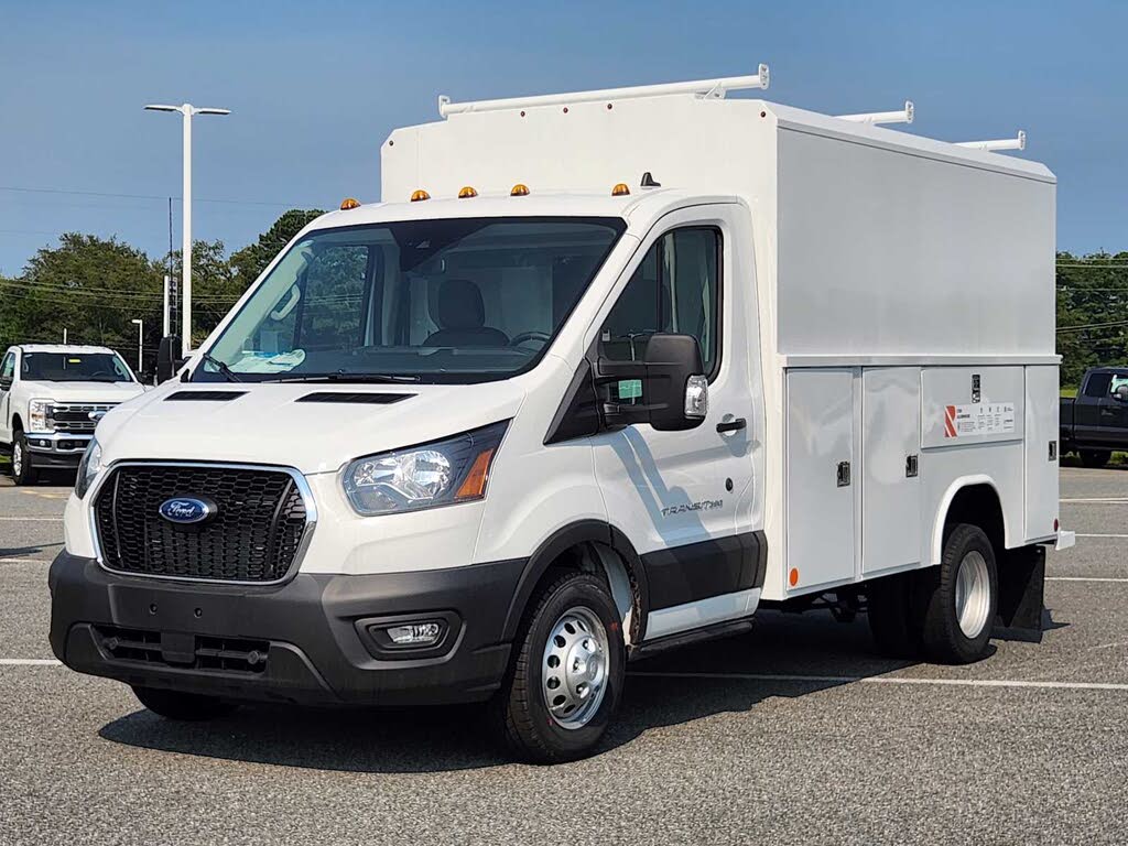 2025 Ford Transit Chassis 350 HD 9950 Lb. GVWR 156 DRW Cutaway DRW RWD