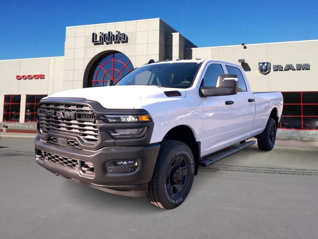 2026 RAM 2500 Tradesman Crew Cab LB 4WD