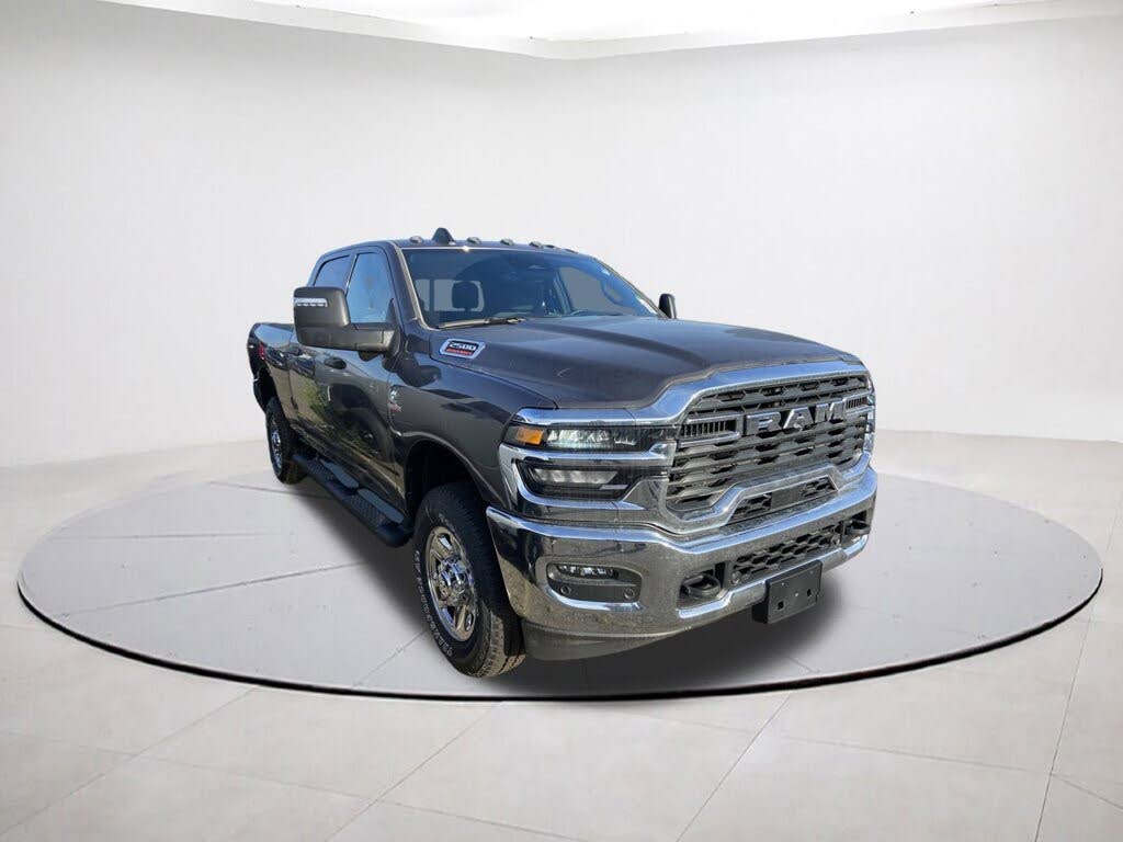 2025 RAM 2500 Tradesman Crew Cab 4WD
