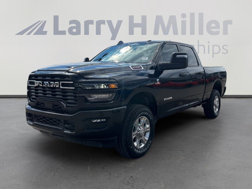 2025 RAM 2500 Big Horn Crew Cab 4WD