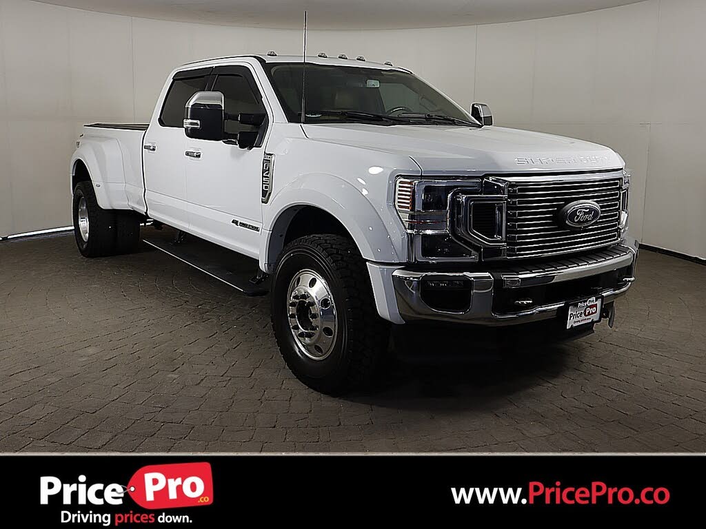 2022 Ford F-450 Super Duty Lariat Crew Cab LB DRW 4WD