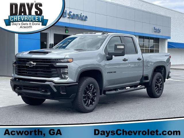 2026 Chevrolet Silverado 2500HD Custom Double Cab 4WD