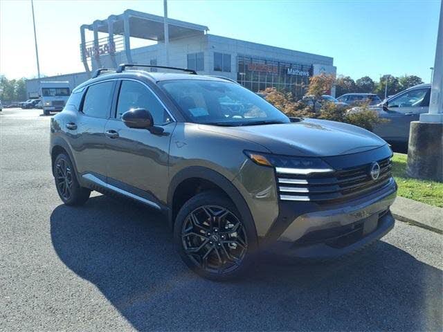 2026 Nissan Kicks SR FWD