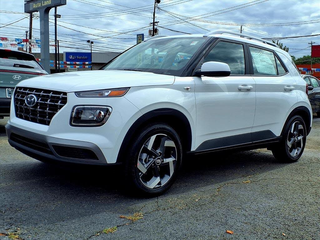 2025 Hyundai Venue SEL FWD