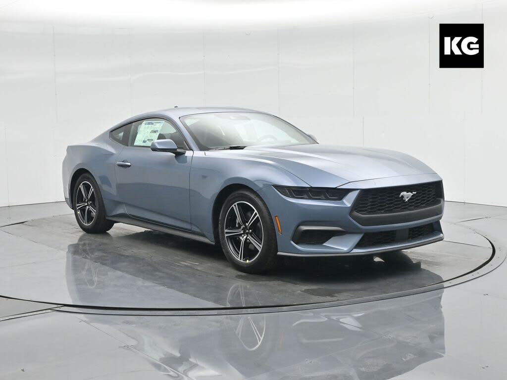2025 Ford Mustang EcoBoost Fastback RWD