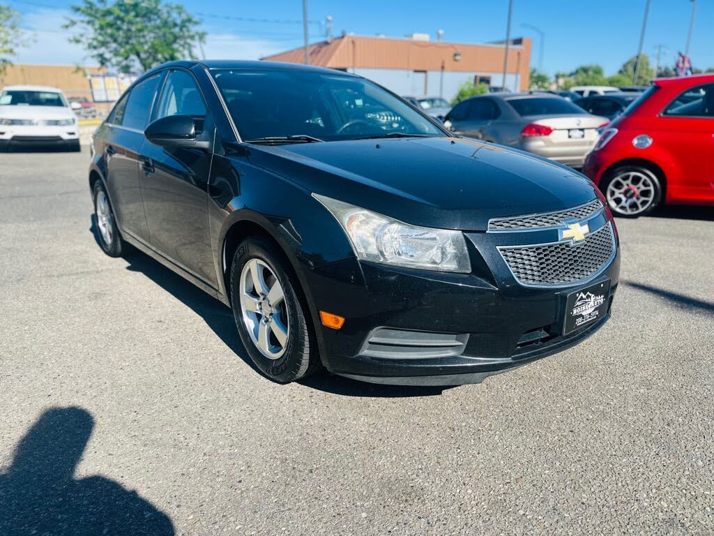 2012 Chevrolet Cruze LT Fleet Sedan FWD