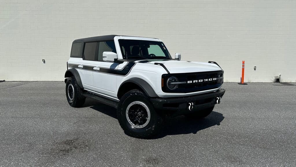2022 Ford Bronco Outer Banks Advanced 4-Door 4WD