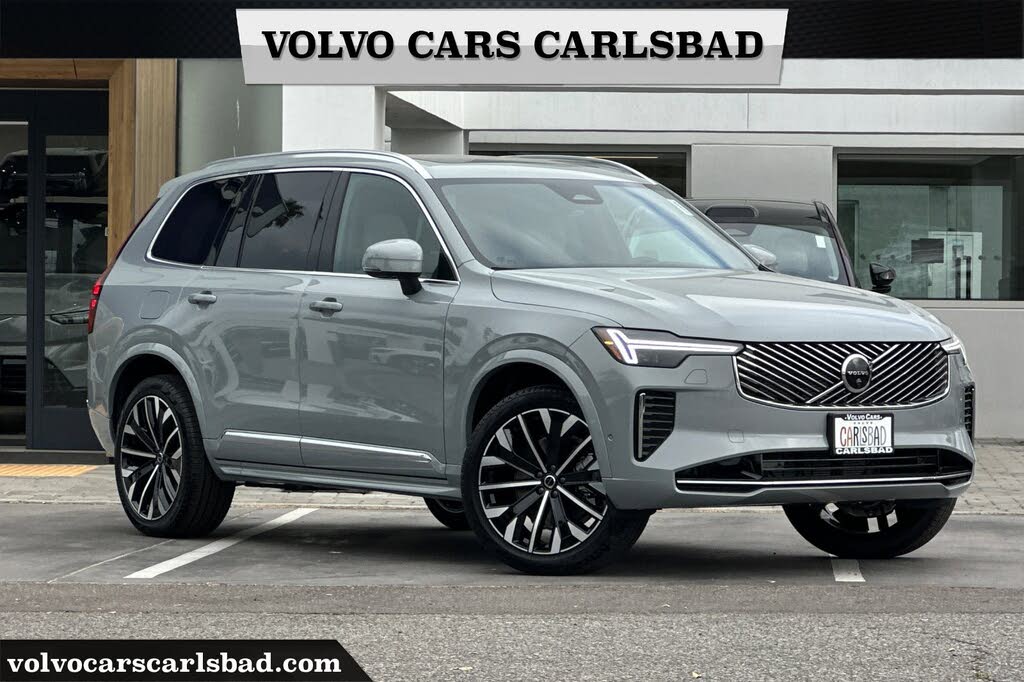 2026 Volvo XC90 B6 Plus 7-Passenger AWD