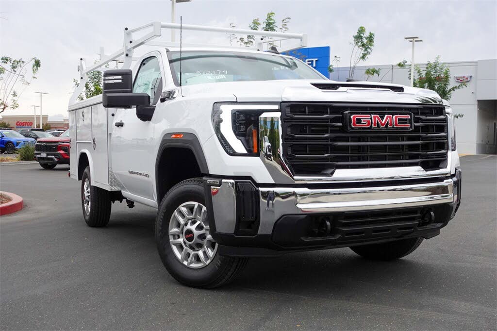 2025 GMC Sierra 2500HD Pro Regular Cab LB RWD