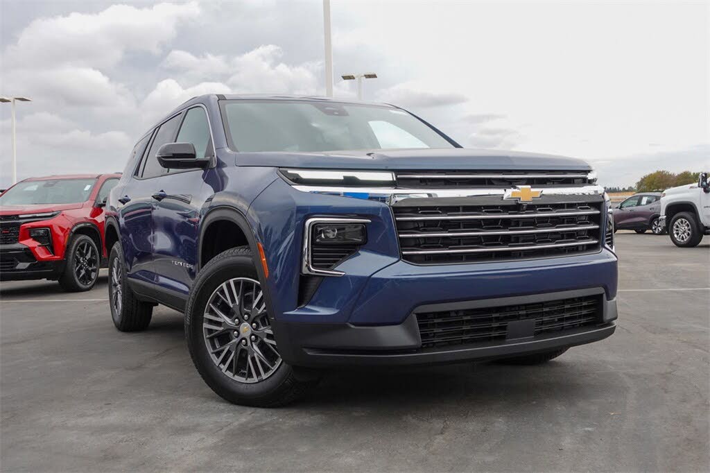2026 Chevrolet Traverse LT FWD