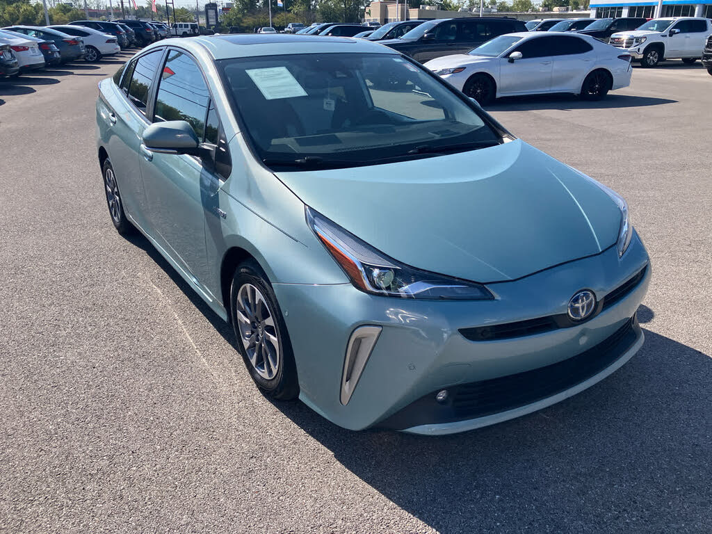 2022 Toyota Prius Limited FWD