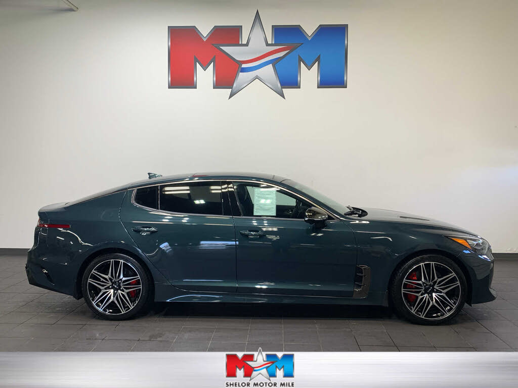 2023 Kia Stinger GT2 RWD