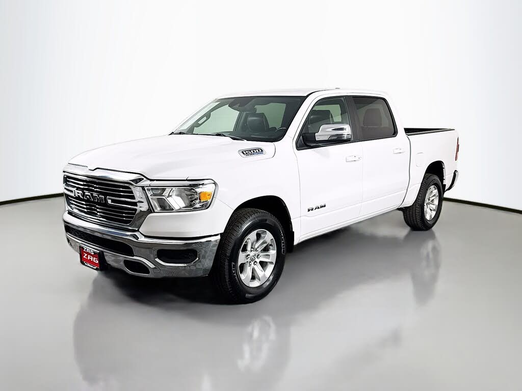 2024 RAM 1500 Laramie Crew Cab 4WD
