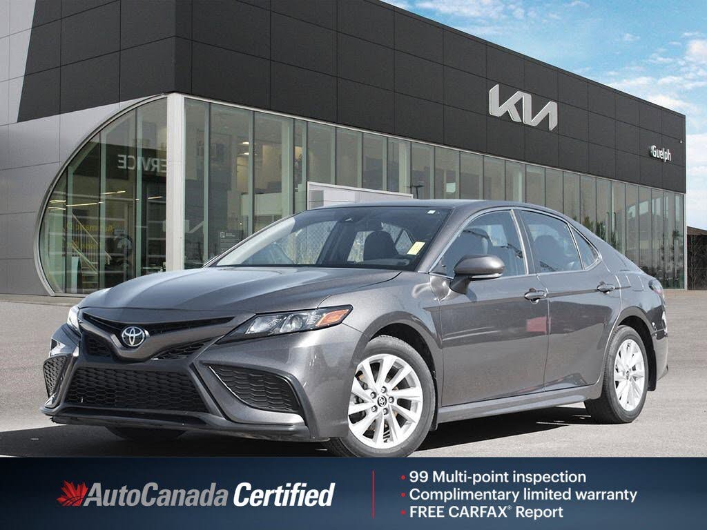 2024 Toyota Camry SE FWD