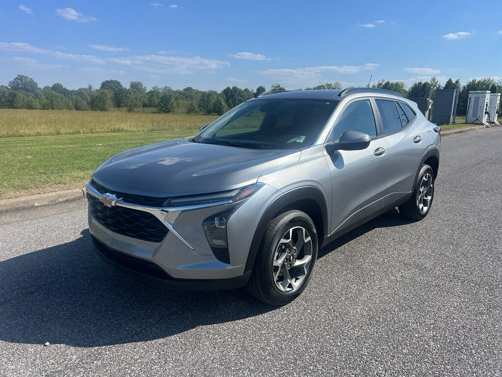 2025 Chevrolet Trax LT FWD