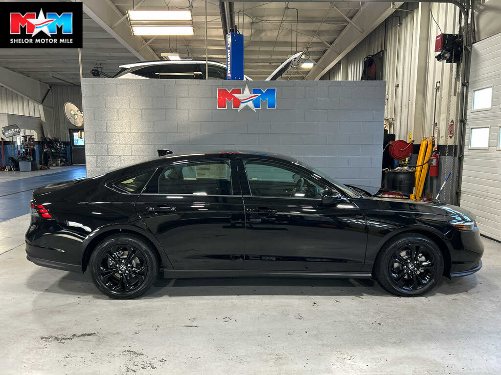 2025 Honda Accord SE FWD