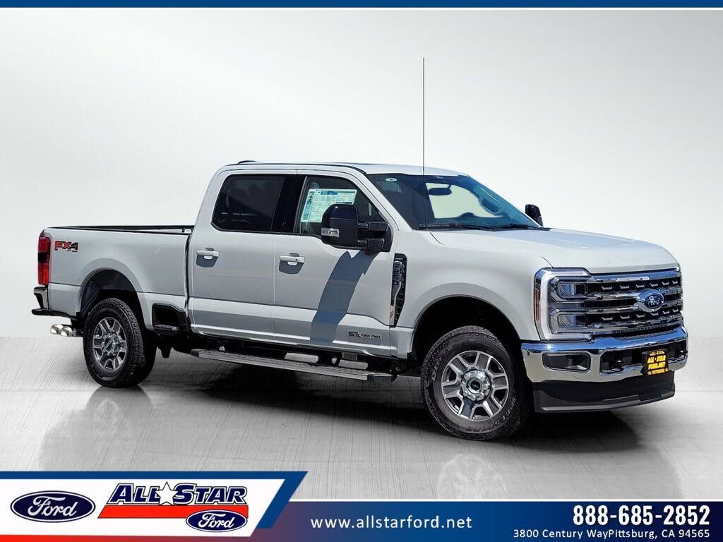 2025 Ford F-250 Super Duty Lariat Crew Cab 4WD