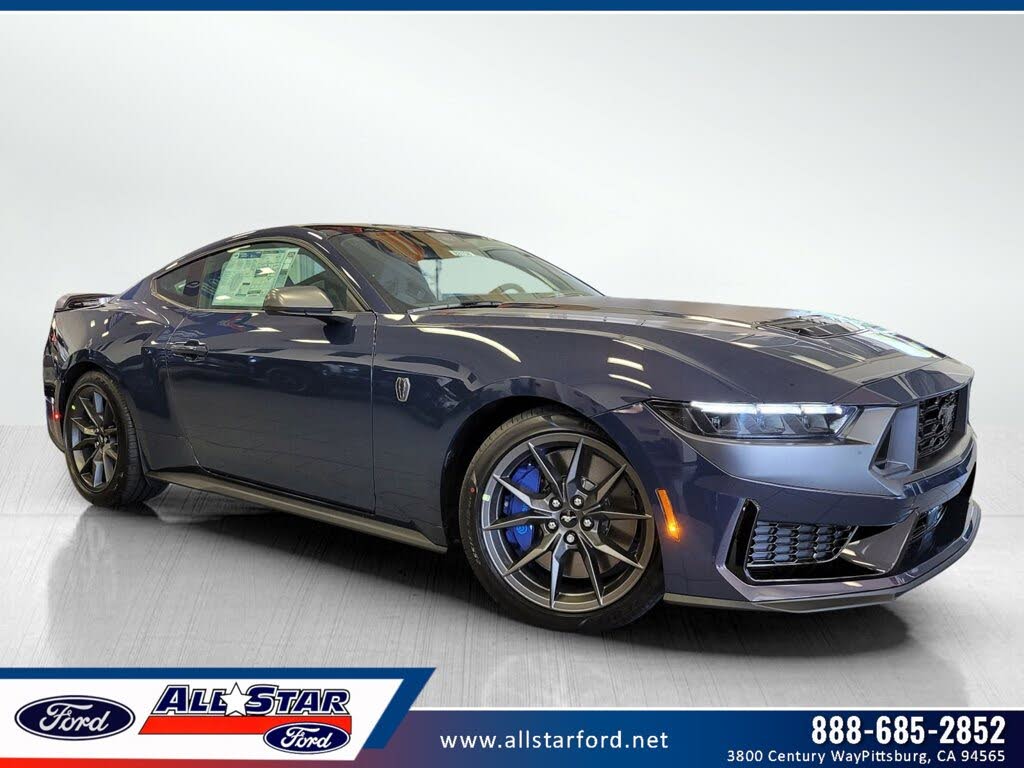 2025 Ford Mustang Dark Horse Fastback RWD