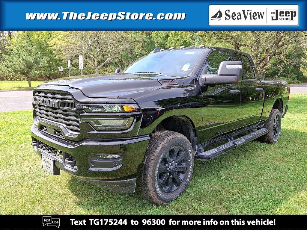 2026 RAM 2500 Big Horn Crew Cab 4WD
