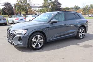 Audi Q8 e-tron quattro Premium AWD