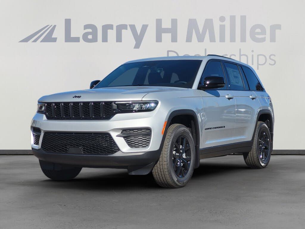 2025 Jeep Grand Cherokee Altitude 4WD