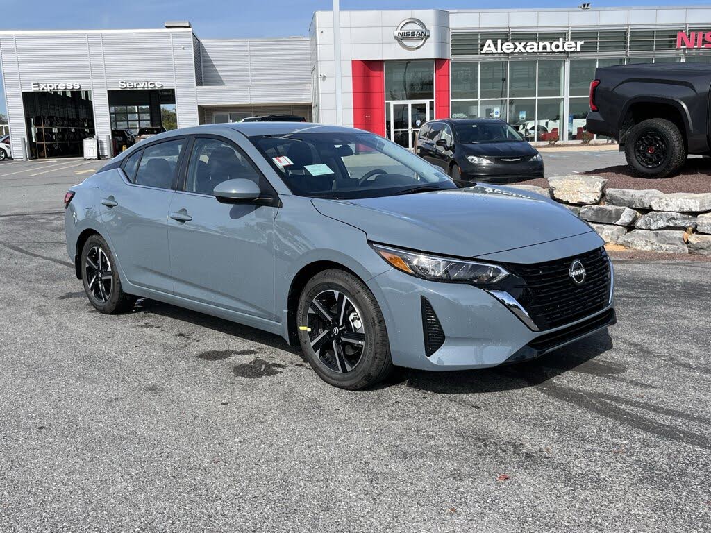 2025 Nissan Sentra SV FWD