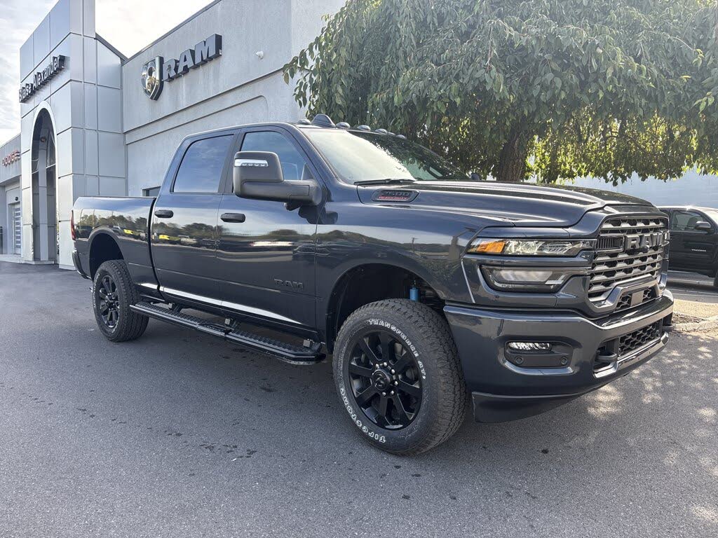 2026 RAM 2500 Big Horn Crew Cab 4WD