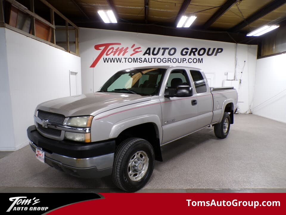 2004 Chevrolet Silverado 2500HD LS Extended Cab 4WD
