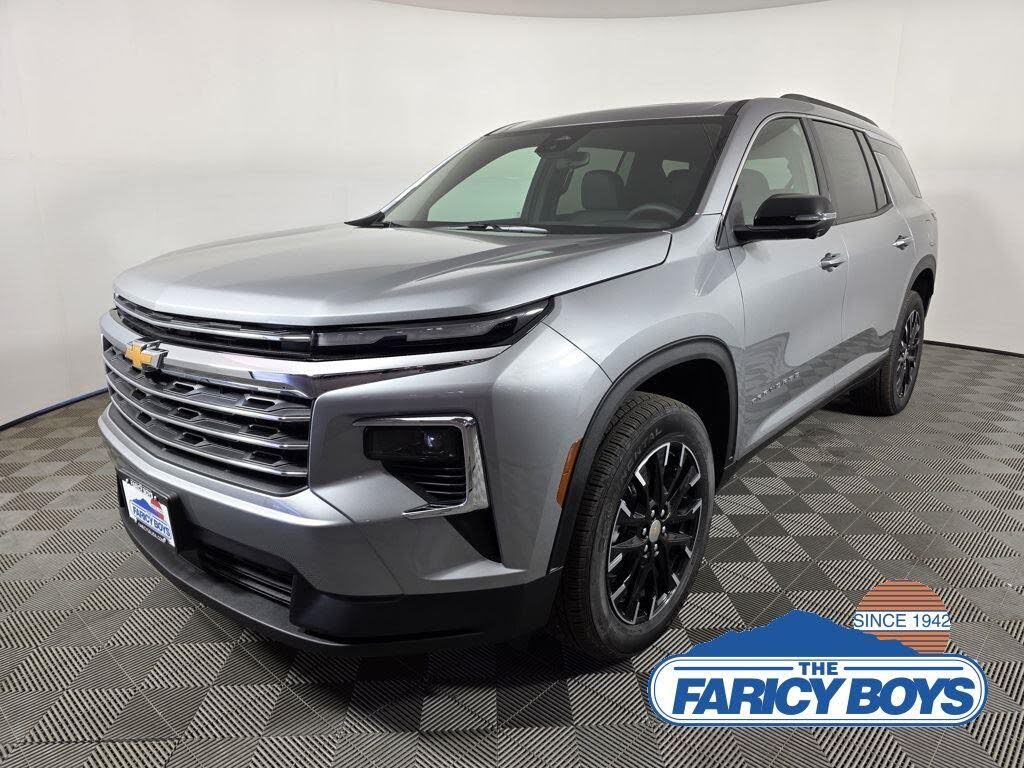 2025 Chevrolet Traverse LT FWD