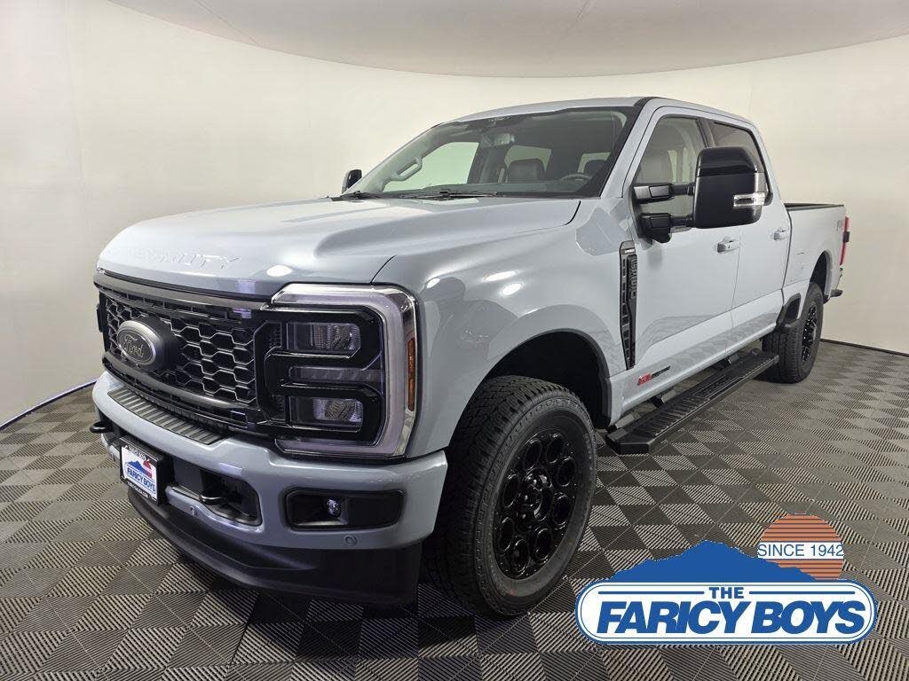 2025 Ford F-350 Super Duty Lariat Crew Cab 4WD