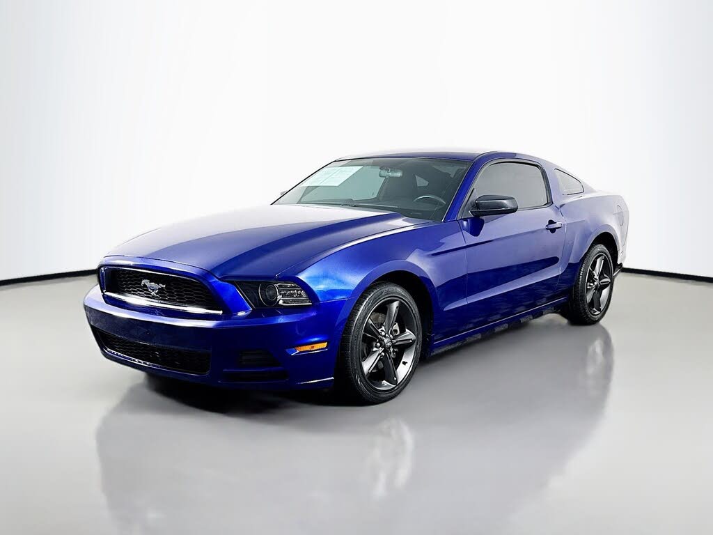 2014 Ford Mustang V6 Coupe RWD